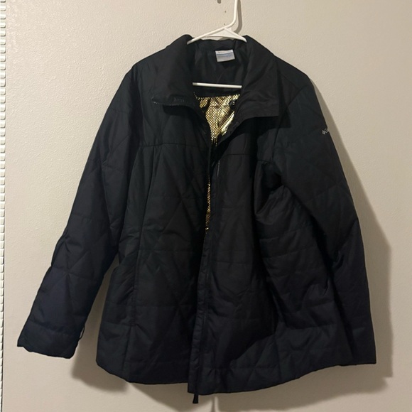 Columbia Jackets & Blazers - NWOT Columbia Black Quilted Jacket